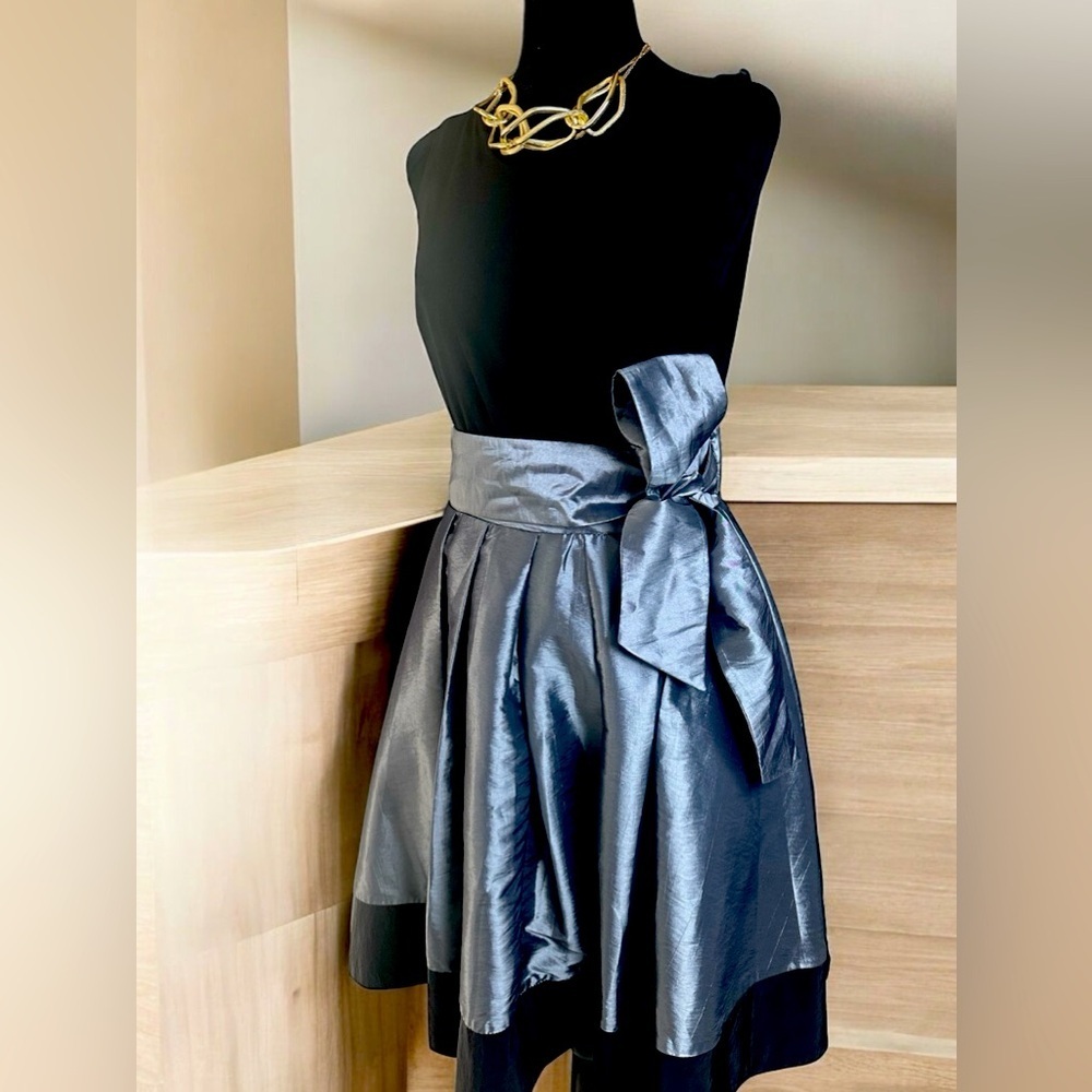 Brand: S.L.Fashions, size: 6, black and silver dress.